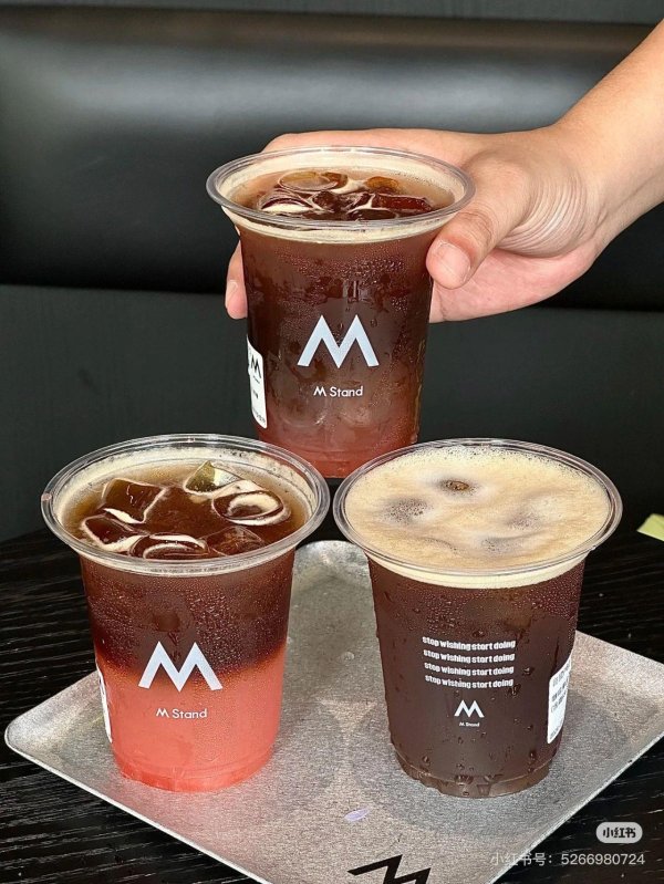 小熊猫配资 爆火的「M Stand」镇江首店就在苏宁广场！